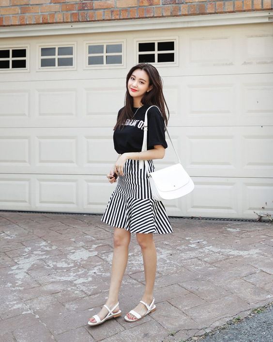 直條紋裙子 　裙子穿搭